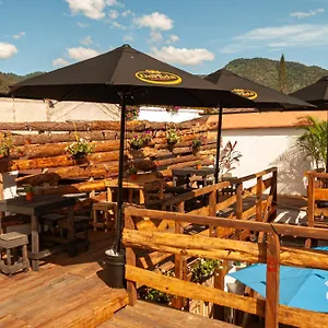 https://grupo-camazotz.guatemalaantiguahotels.com