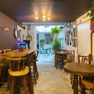 https://hostal-17-52.guatemalaantiguahotels.com