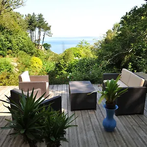 Bed & Breakfast Les Fous De Bassans, Poullan-sur-Mer